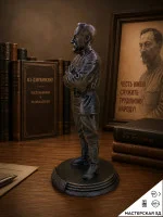 Декоративная статуэтка М3Д «Ф.Э. Дзержинский» Декоративная статуэтка М3Д «Ф.Э. Дзержинский»