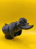 Декоративная фигурка «Утка — Большая» на торпеду автомобиля Декоративная фигурка «Утка — Большая» на торпеду автомобиля