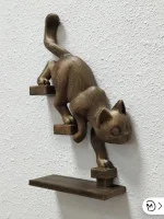 Декоративная настенная фигурка Кот спускается по лестнице Декоративная настенная фигурка Кот спускается по лестнице