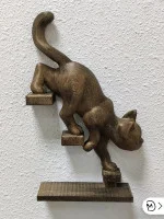 Декоративная настенная фигурка Кот спускается по лестнице Декоративная настенная фигурка Кот спускается по лестнице