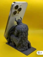 Декоративная подставка для телефона «Викинг»