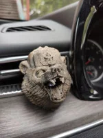 Медведь в шапке держатель для ароматизатора бронза