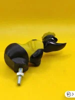 Злая утка на капот автомобиля таксист с болтом Злая утка на капот автомобиля таксист с болтом