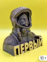Декоративный бюст «Юрий Гагарин — первый космонавт»